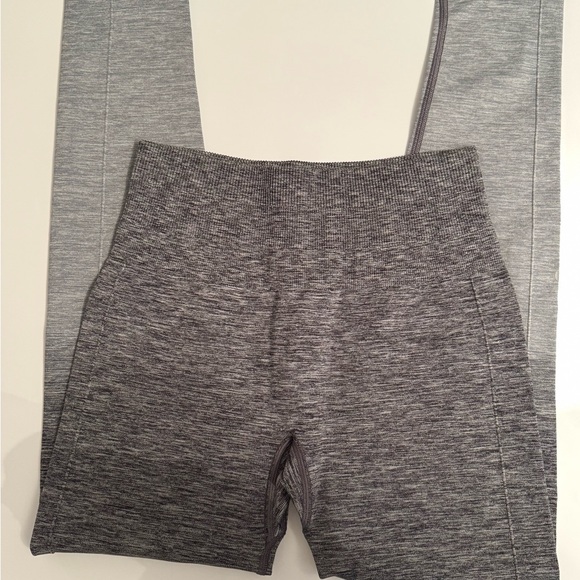 NWOT Lululemon stunning ombré leggings grey size 6 - Picture 4 of 8